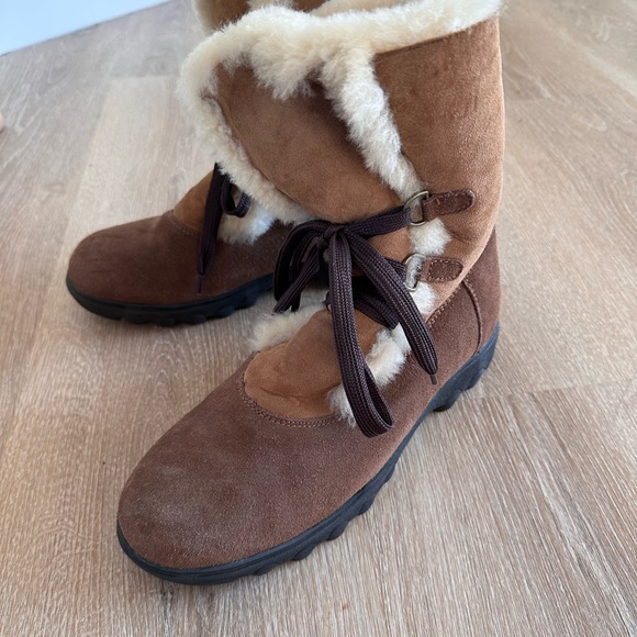 CLOUD NINE sheepskin- amazing - WINTER BOOTS - Picture 3 of 11